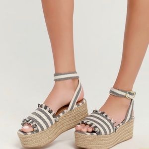 Brand new Lulus sandals, currently$33 on Lulus.com